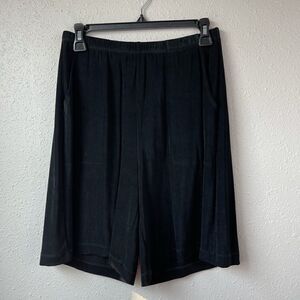 NWT Wear It Women’s Shorts Size Small